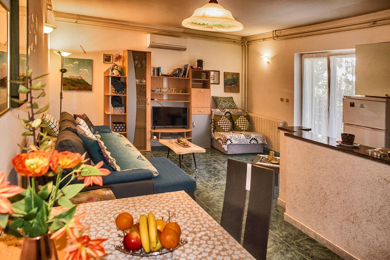 Apartment Lori Fažana Buitenkant foto