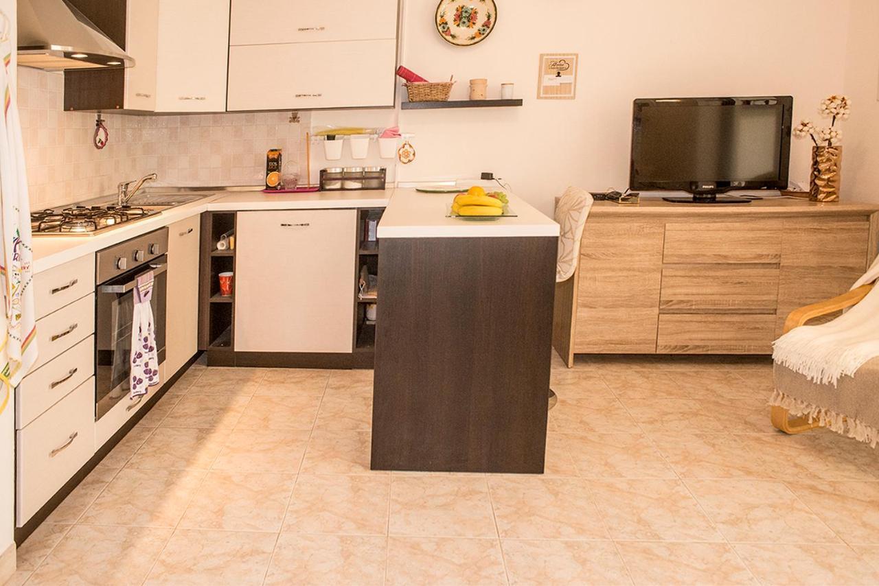Apartment Lori Fažana Buitenkant foto