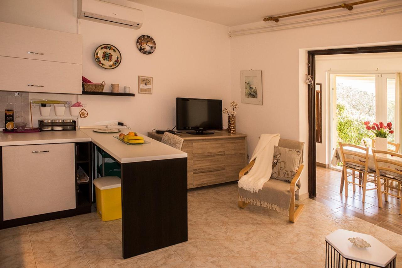 Apartment Lori Fažana Buitenkant foto