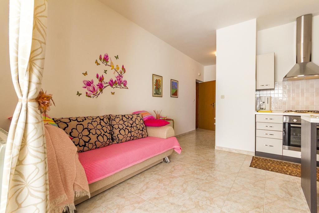 Apartment Lori Fažana Buitenkant foto