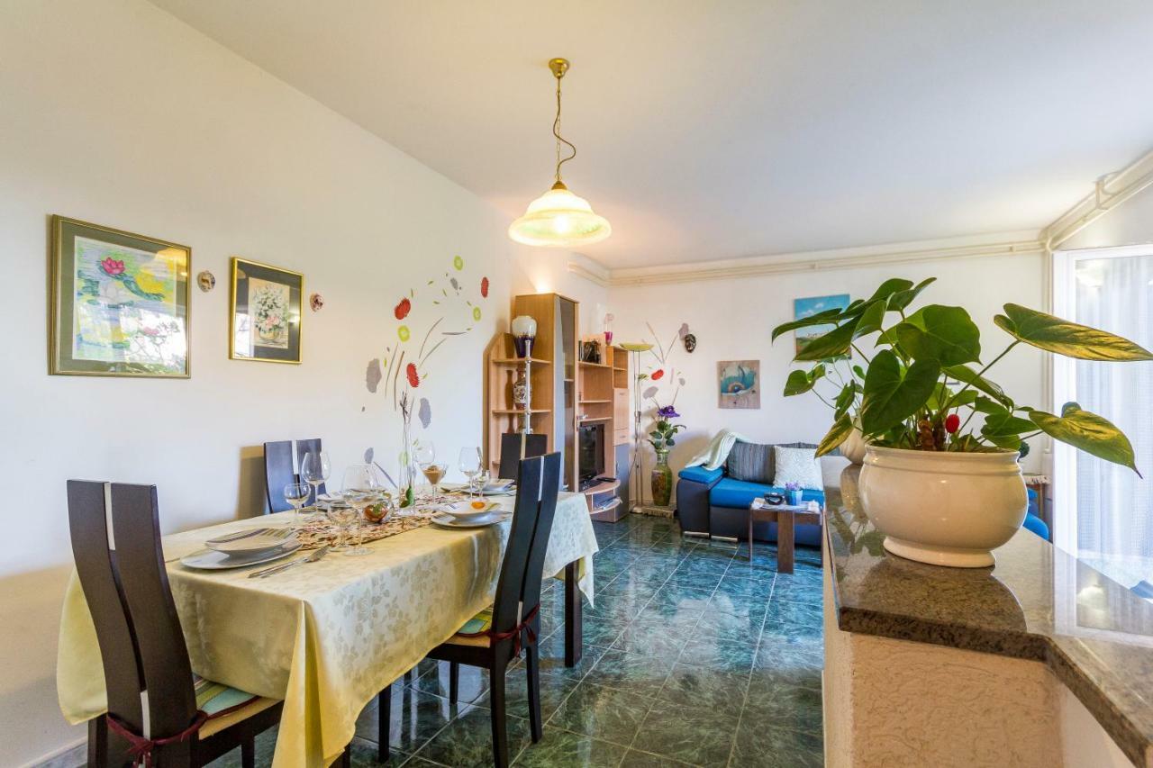 Apartment Lori Fažana Buitenkant foto