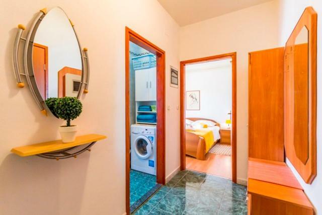 Apartment Lori Fažana Buitenkant foto